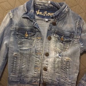 Fitted crop style Jean jacket